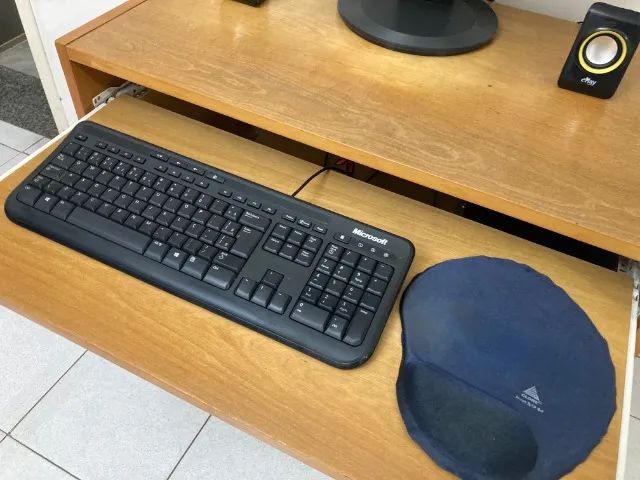 Rack com computador e impressora - Foto 4