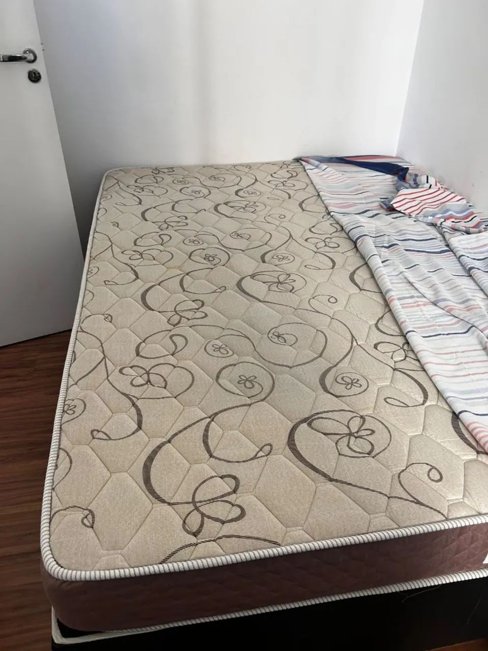 Cama de casal box + colchão  - Foto 2