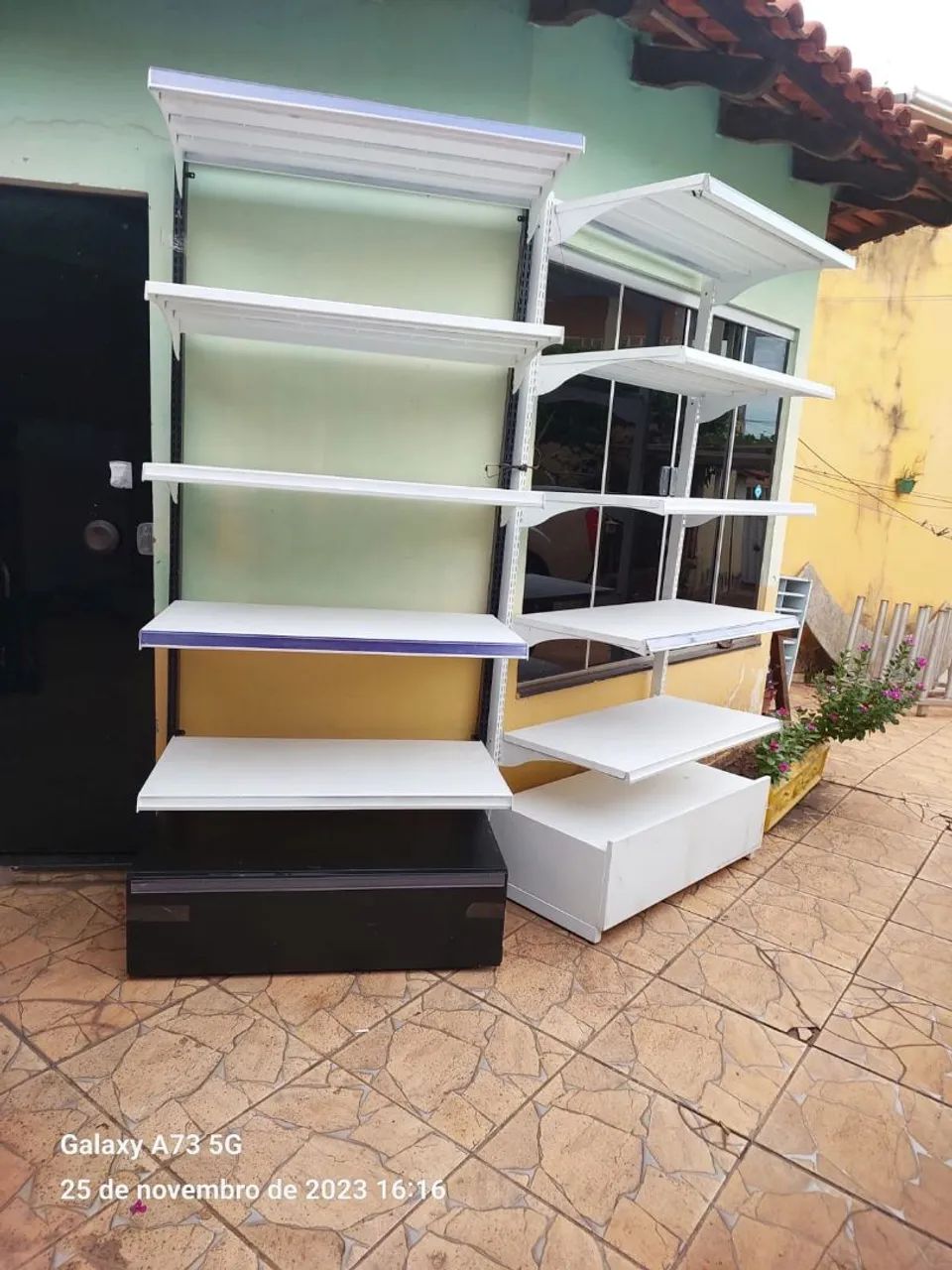 Pratileiras aço p lojas e mercados