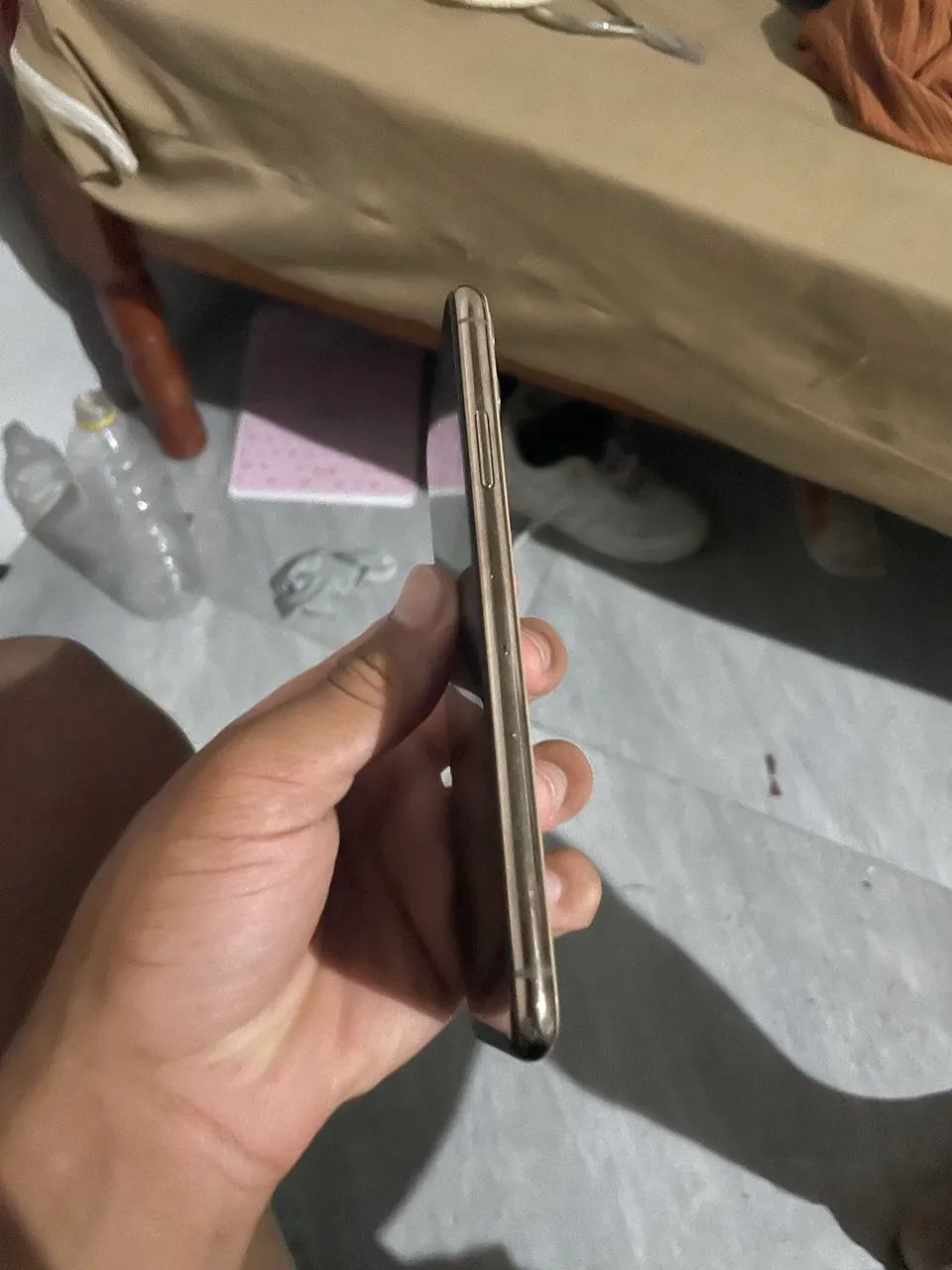 Vendo iPhone 11 Pro Max 256gb ou troco  - Foto 2