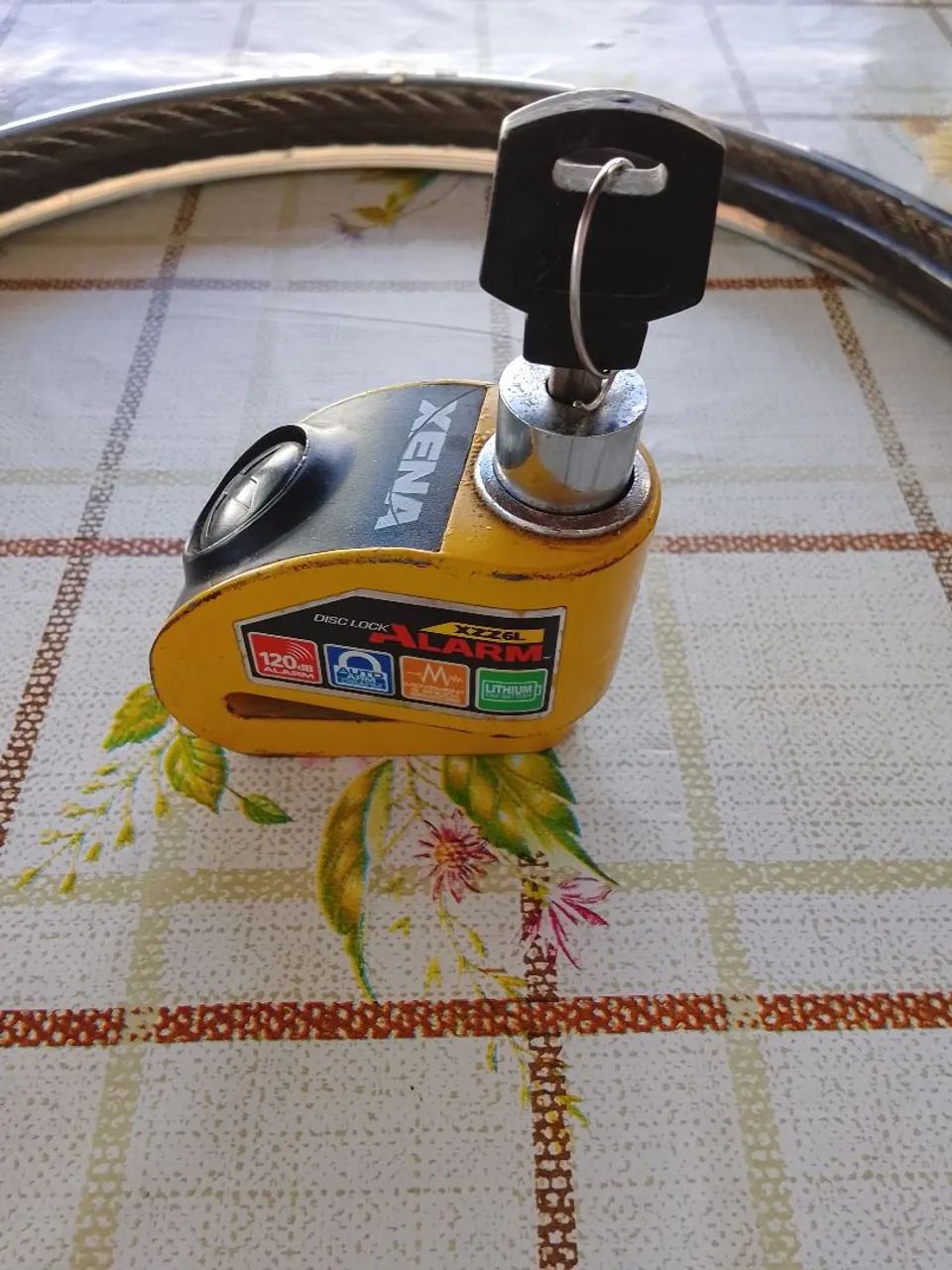 Trava mais corrente para moto - Foto 3