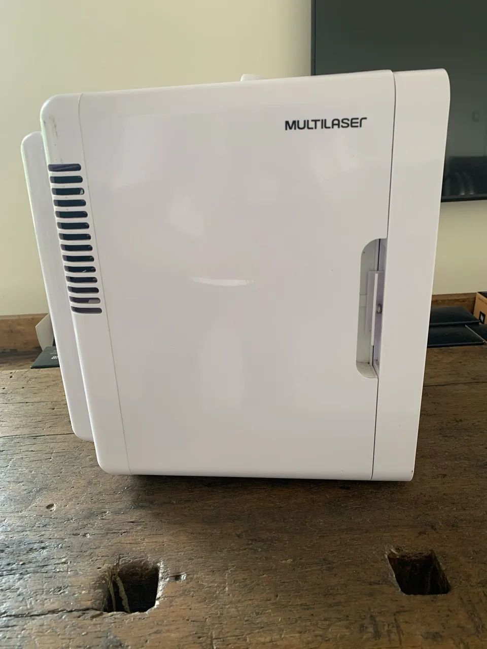 Vendo mini geladeira da Multilaser modelo TV017 - Foto 4