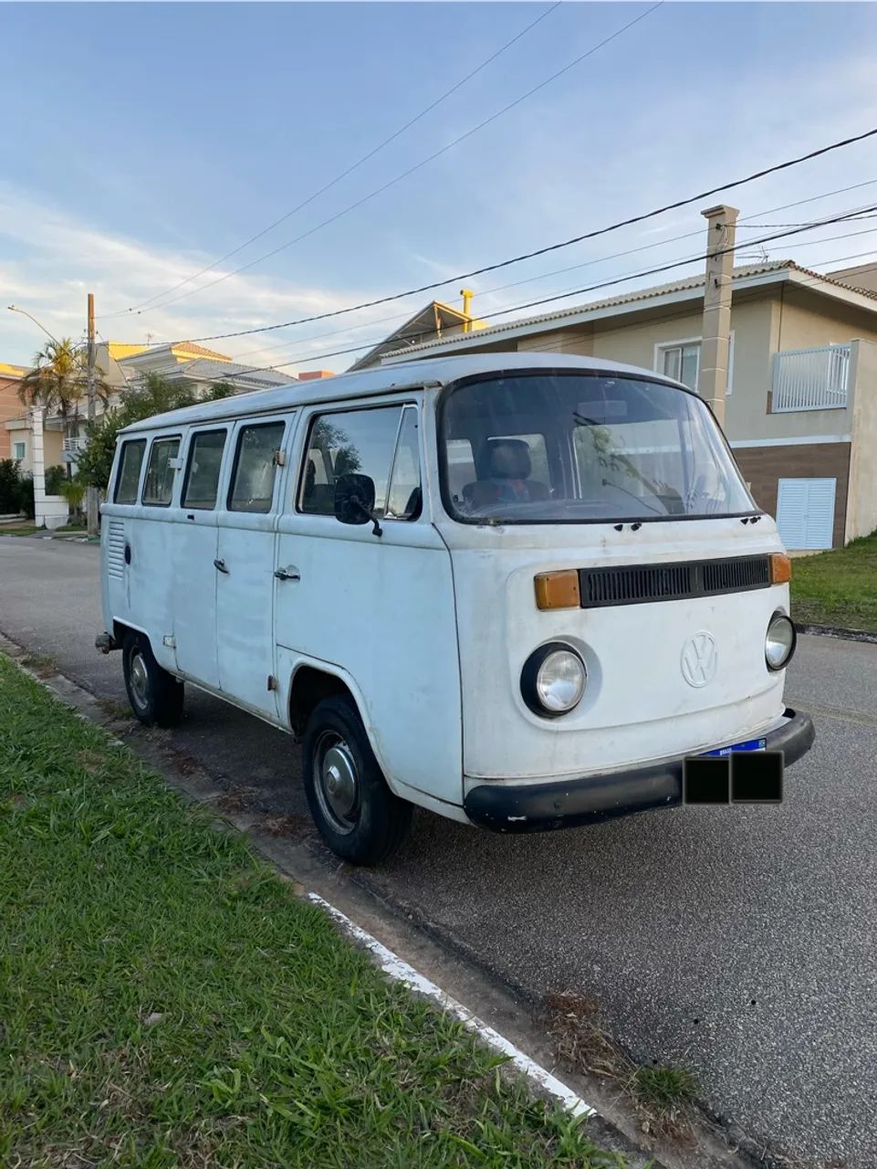 Volkswagen Kombi Standard/ Luxo/ Serie Prata 1988