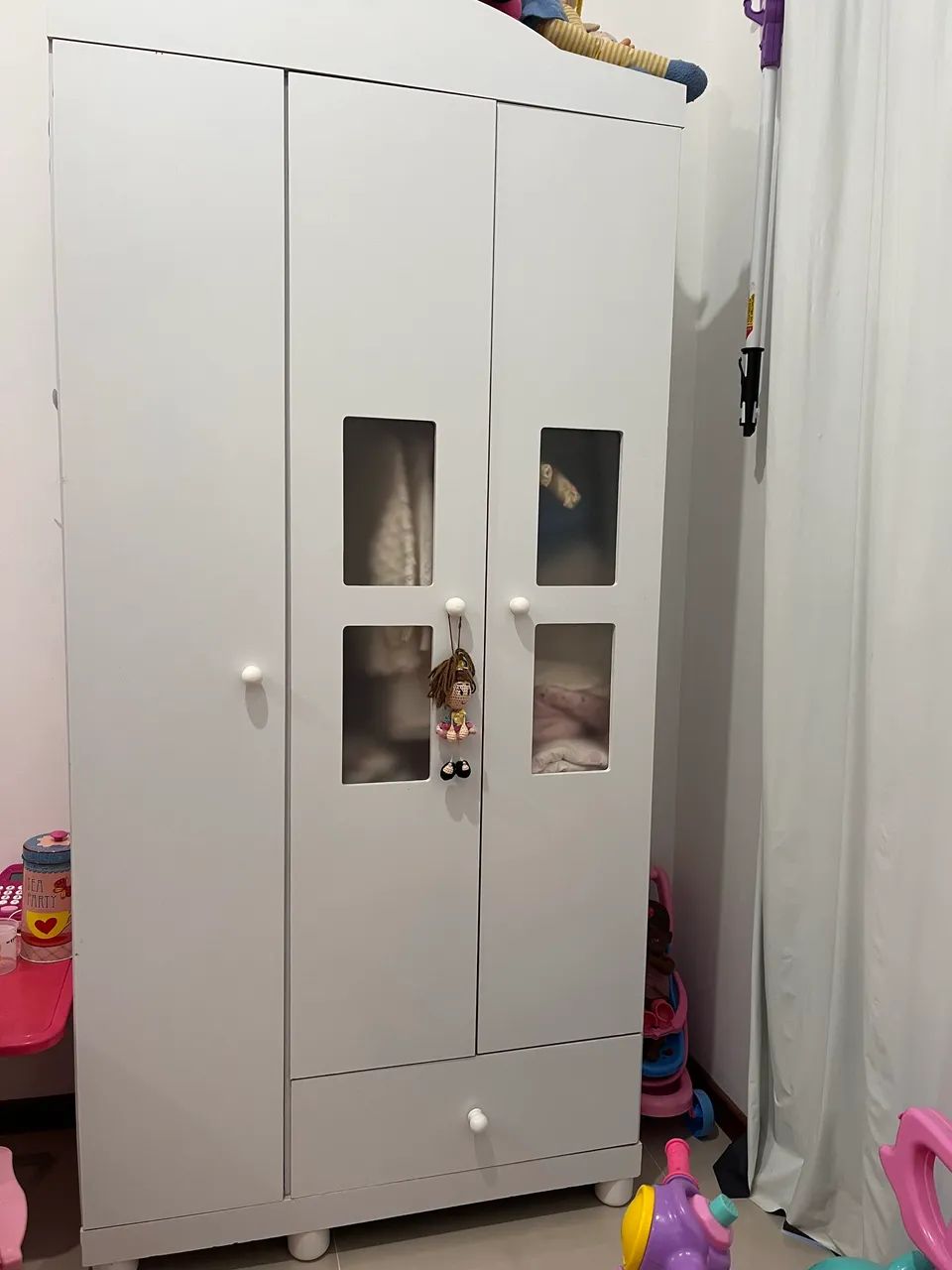 Guarda roupa infantil 3 portas  - Foto 3