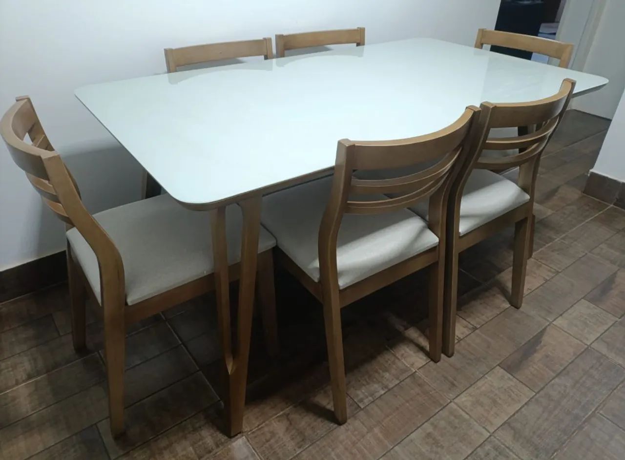 Mesa de jantar 6 cadeiras madeira maciça oferta 