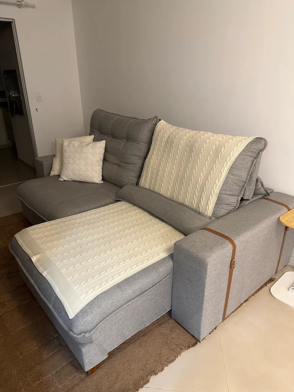 Sofá retratil detroid 2,50m - Negociável  - Foto 2