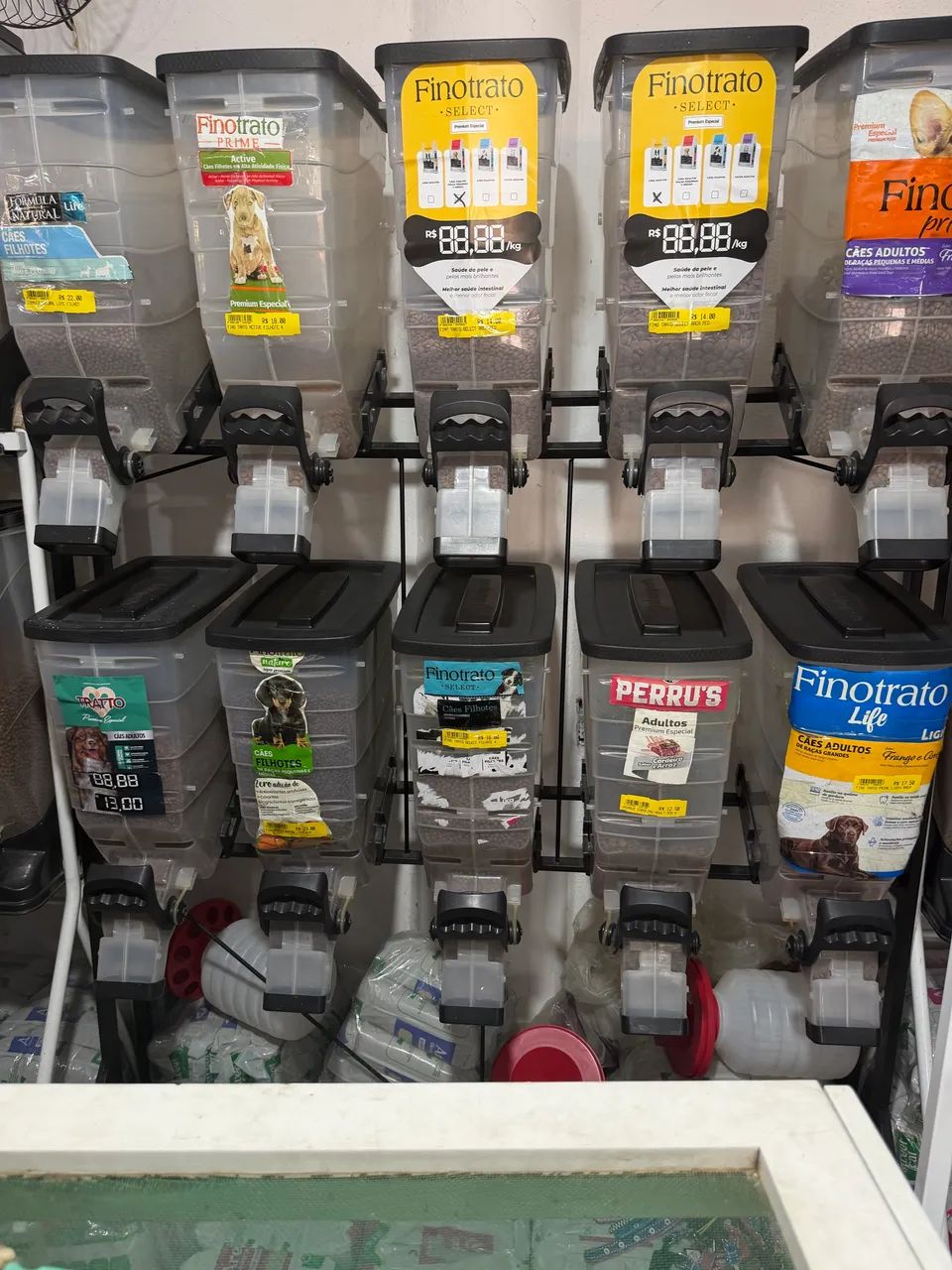 Dispenser ração 