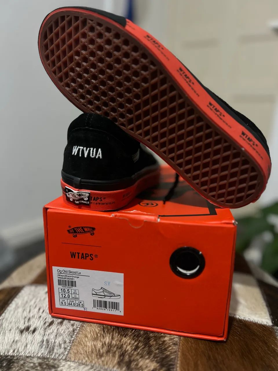 Tênis vans muito raro tamanho 42 - Foto 4