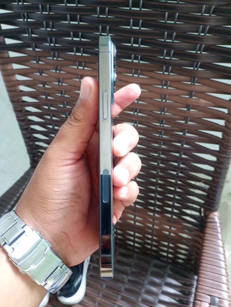 IPHONE 13 PRO MAX IMPECÁVEL  - Foto 2