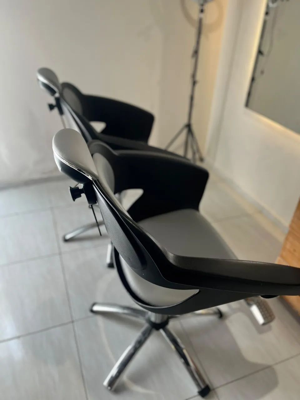 cadeiras de salão dompel - Foto 2