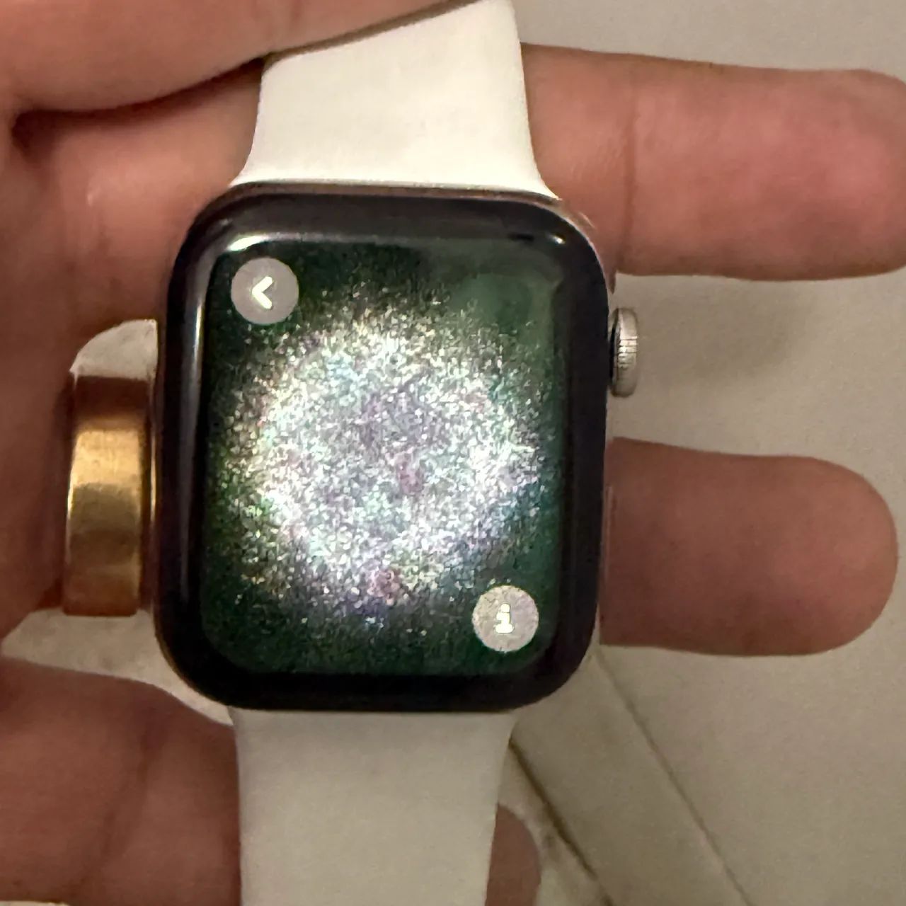 Apple Watch 4 safira e aço 