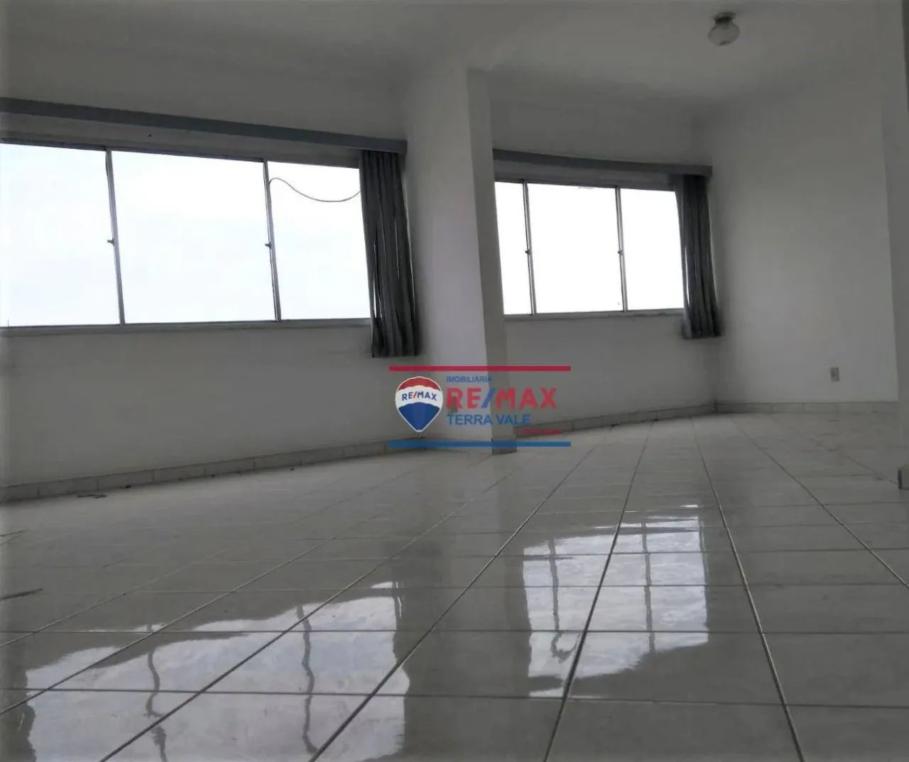 Apartamento com 3 dormitórios à venda - Centro - Lorena/SP