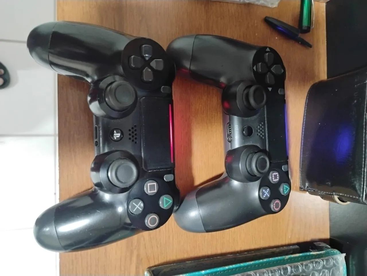 PS4 SLIM 1 TB - Foto 3