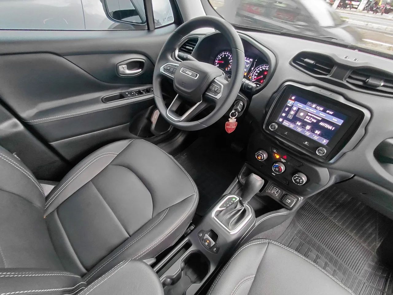 Jeep Renegade T270 1.3 TB 4x2 Flex Aut., foto 19 de 20