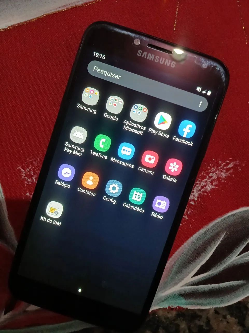 Vende-se Celular Samsung J4 - Foto 4