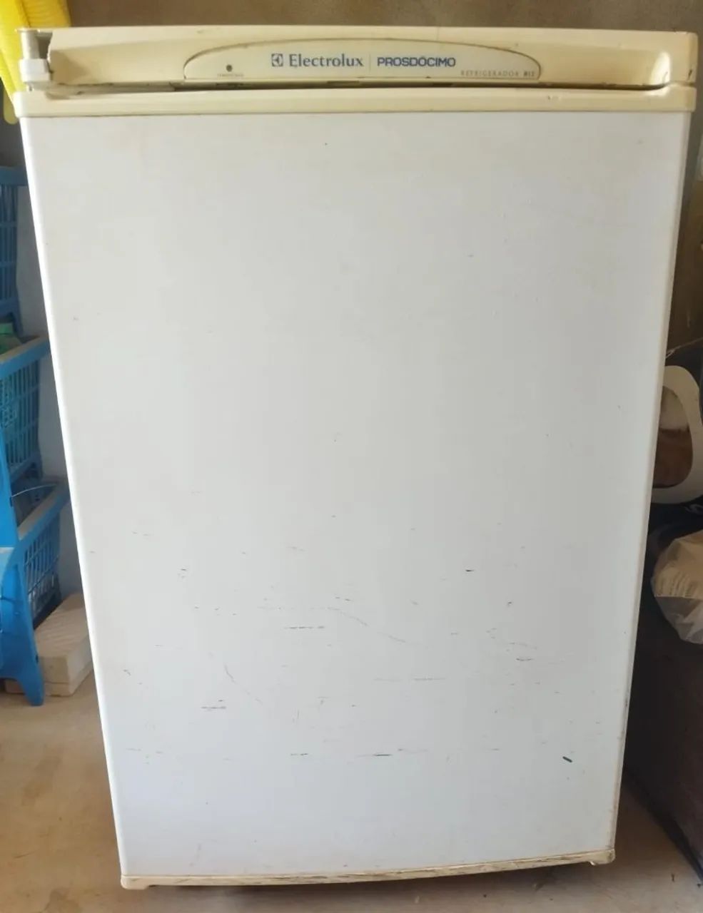 Frigobar Electrolux R13 