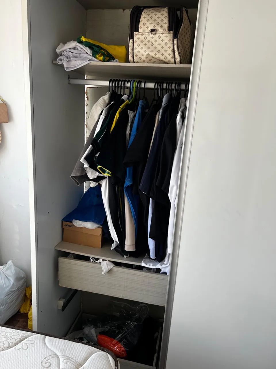DOAÇÃO - guarda roupa  - Foto 5
