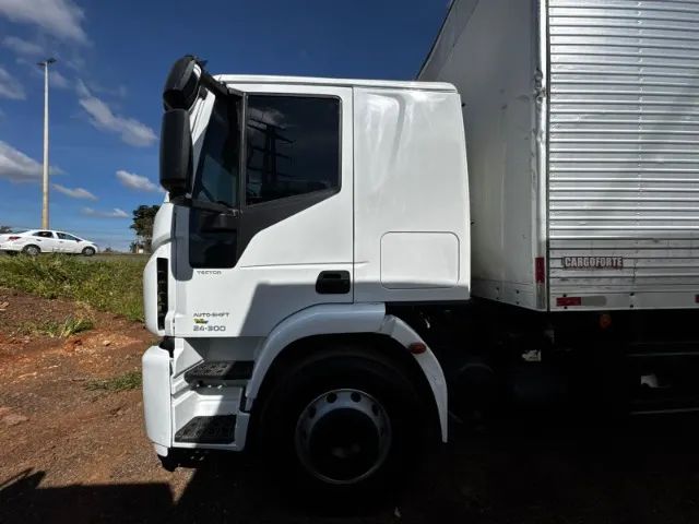 Iveco 24300 - Foto 5
