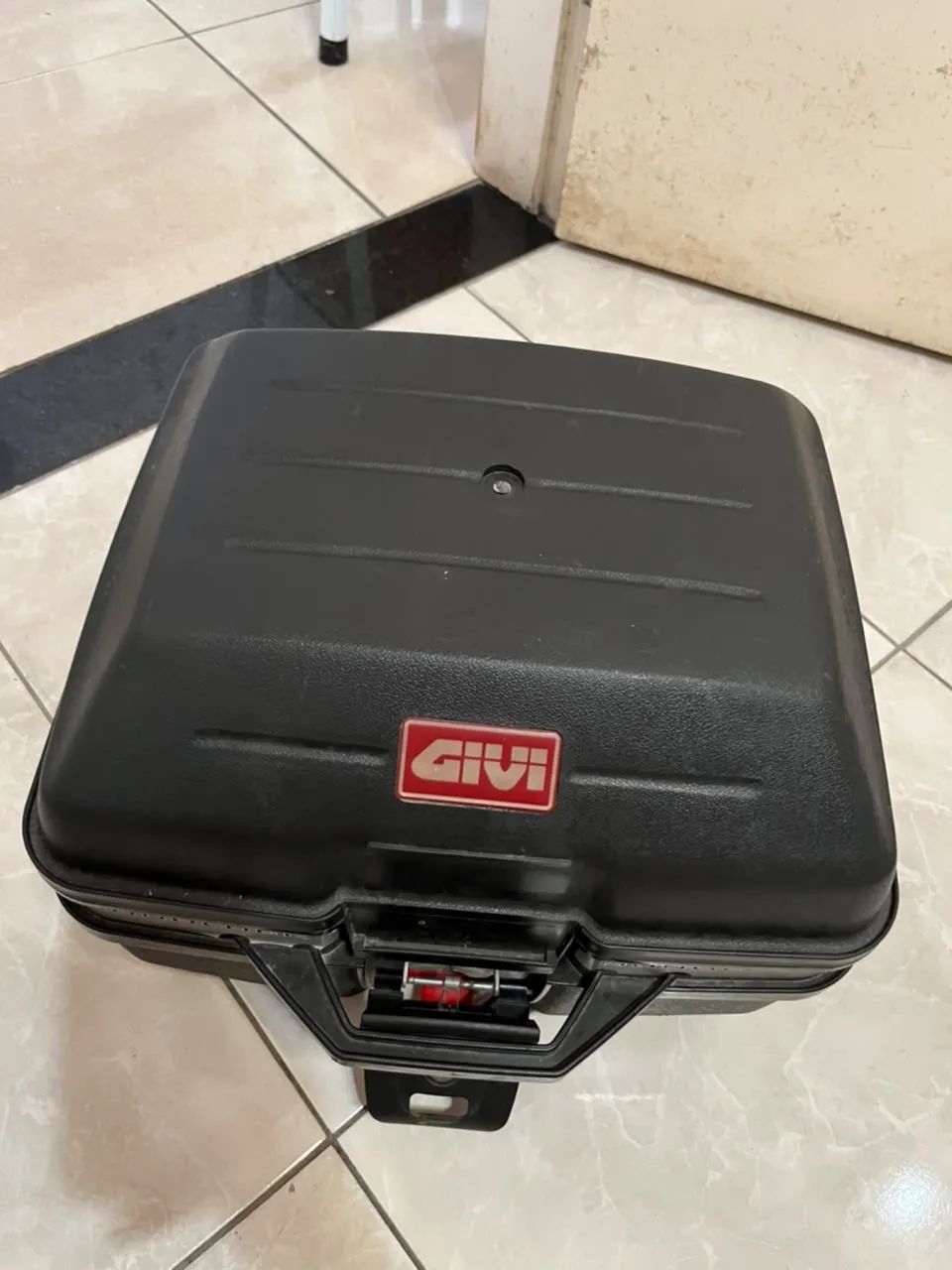 Baú Givi 28L - Foto 4