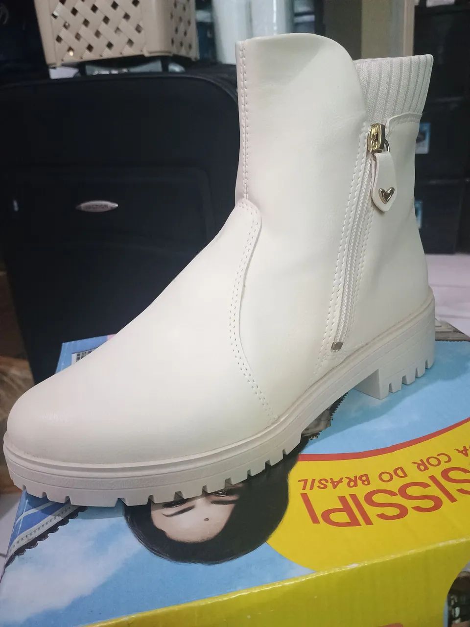 Bota  - Foto 2