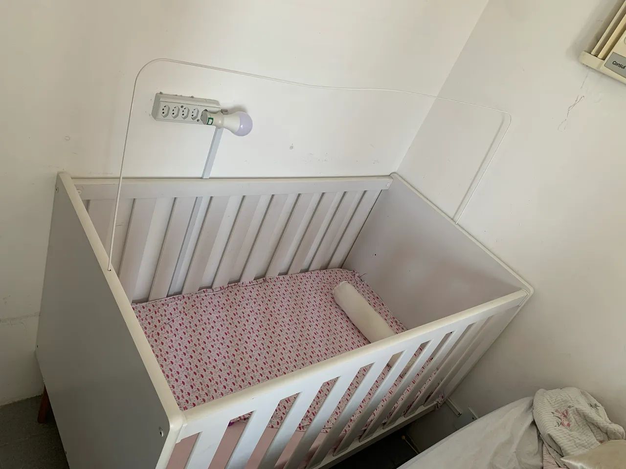VENDO BERÇO POUCO USADO!!! PARA VENDER RÁPIDO  - Foto 4