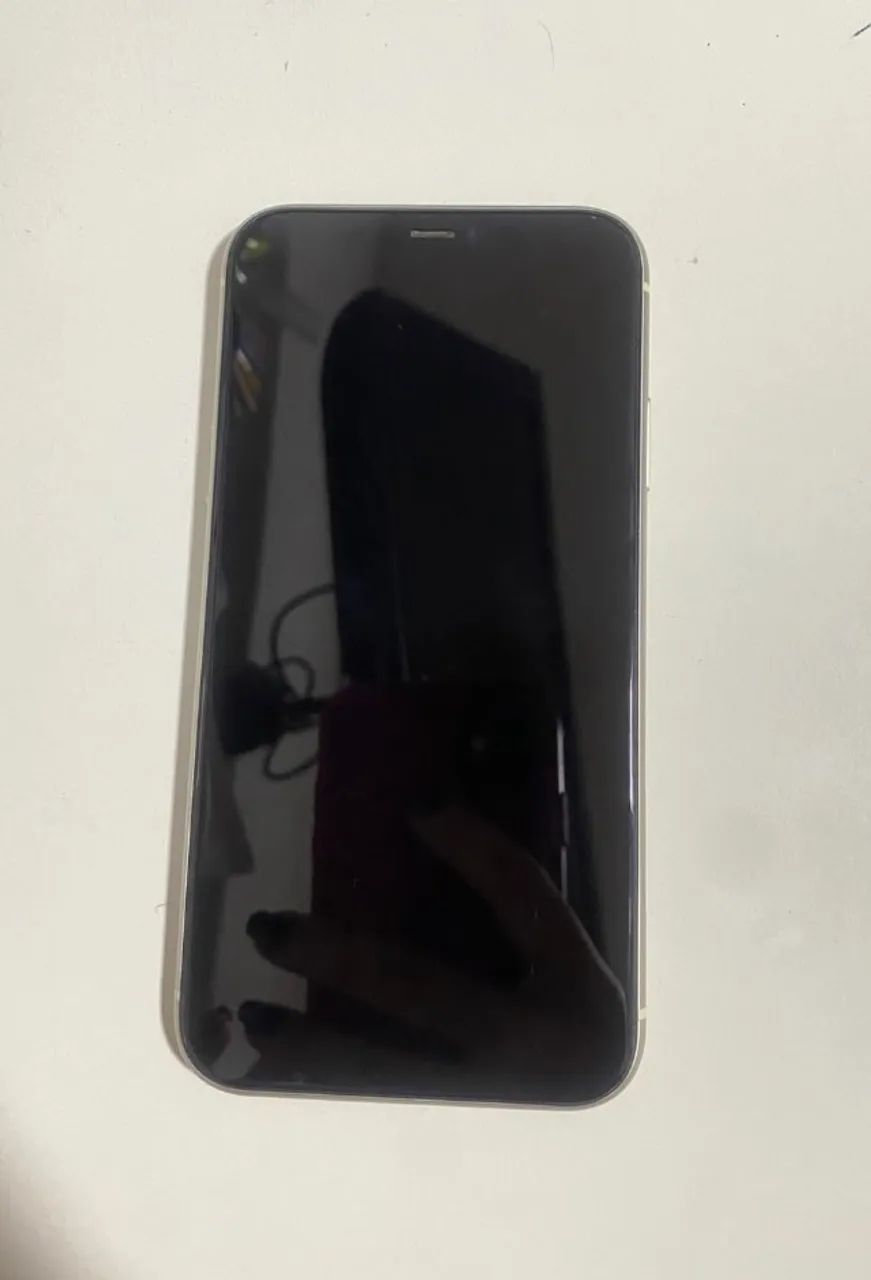 Iphone 11 branco 128GB | Carcaça completa! - Foto 3