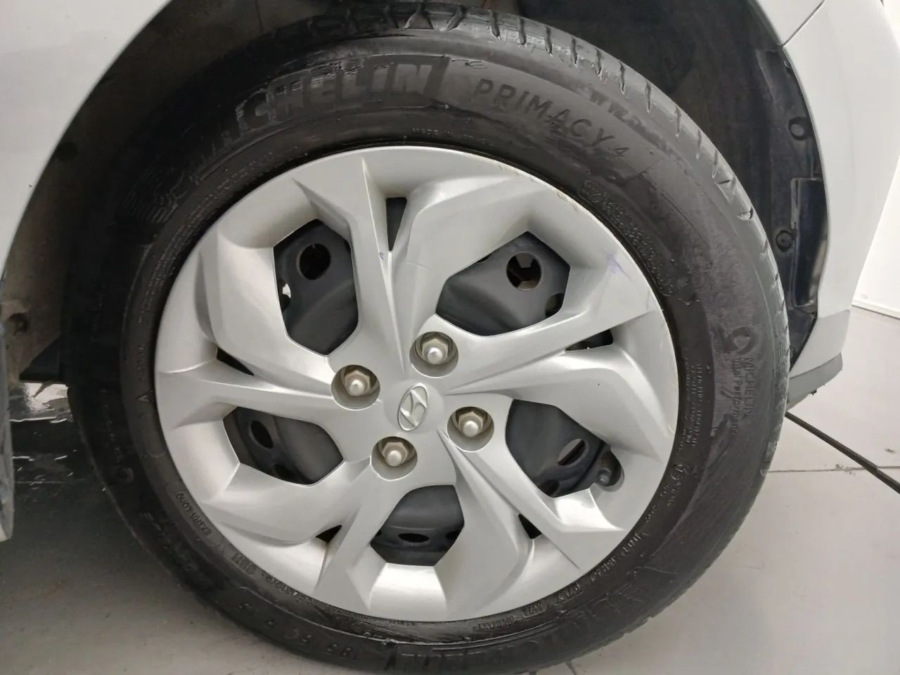 Hyundai HB20S Comfort Plus 1.0 TB Flex 12V Mec., foto 13 de 18