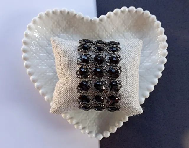 Bracelete com Pedras Pretas - Foto 2