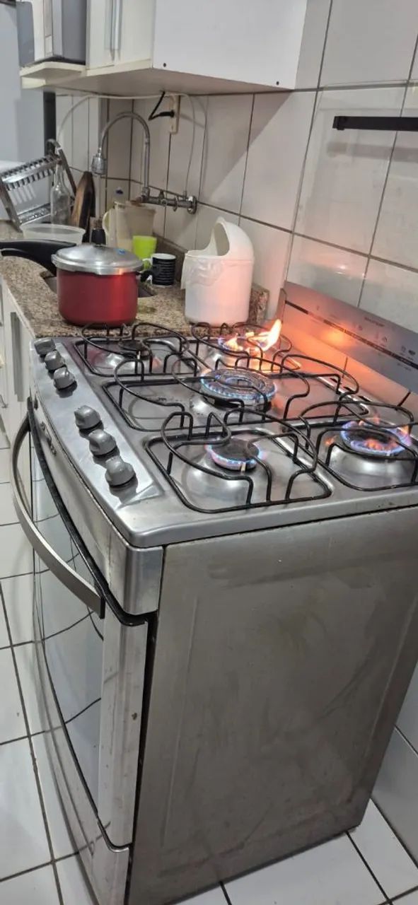 Fogão 5 bocas Brastemp (PARA VENDA OU REAPROVEITAMENTO DE PEÇAS) - Foto 3