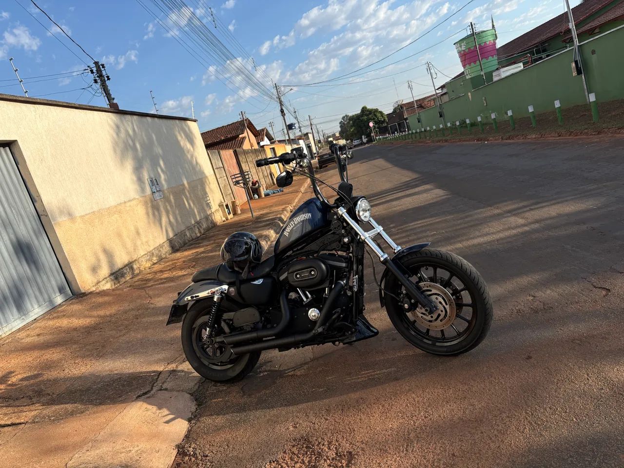 Harley Davidson 883r