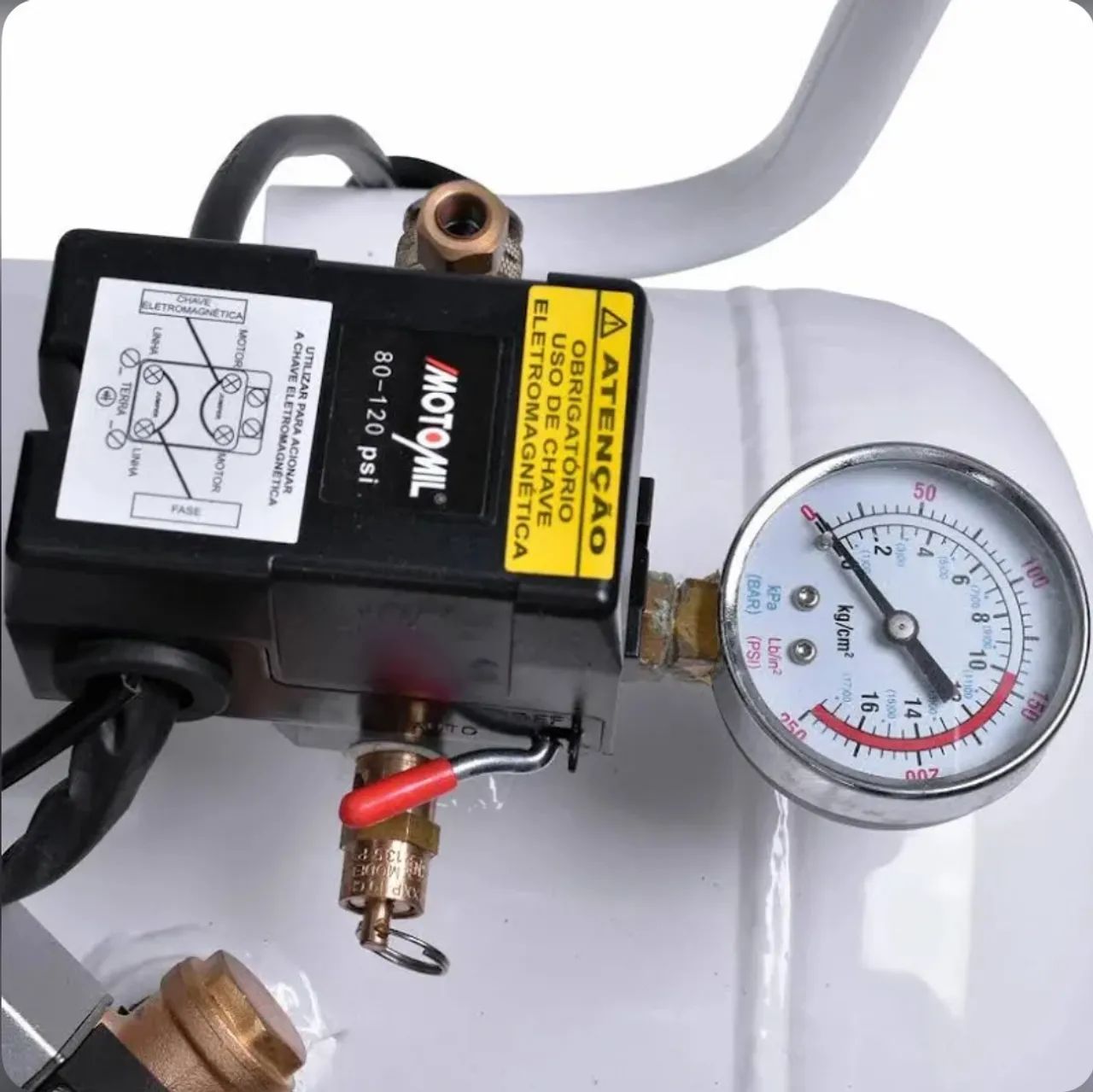 Compressor de Ar Odontológico Motomil CMO-8/50BR - 220V - Foto 2