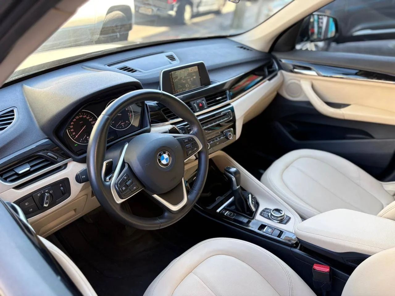 BMW X1 Sdrive 20I X-line 2.0 TB Active Flex 2017 - Foto 2