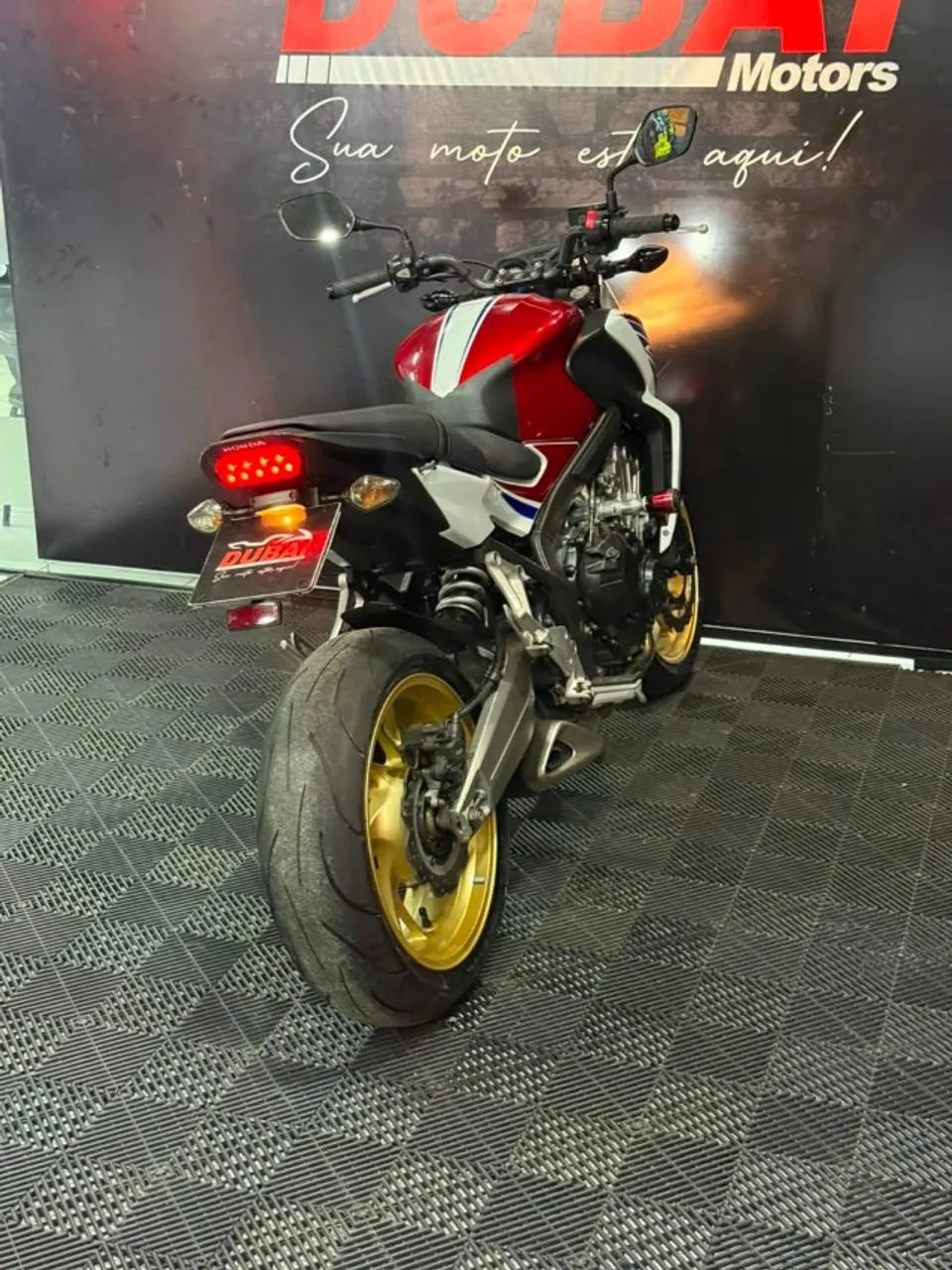 HONDA CB 650F 2017  - Foto 2
