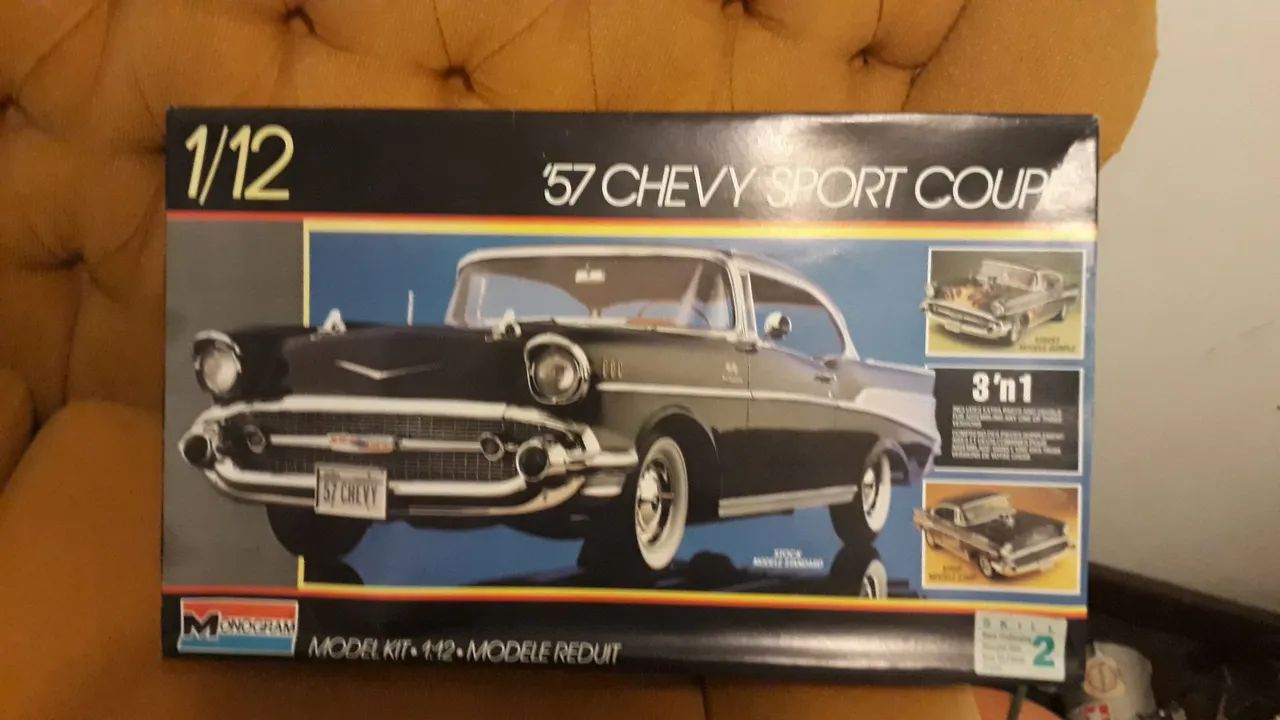 Kit Monogram escala 1:12 Chevrolet Bel Air Aporte Coupe 1957