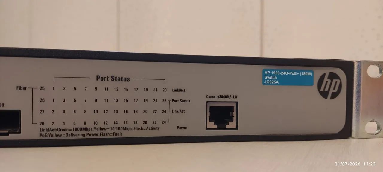 Switch HP OfficeConnect 1920-24G-PoE+ - Foto 3