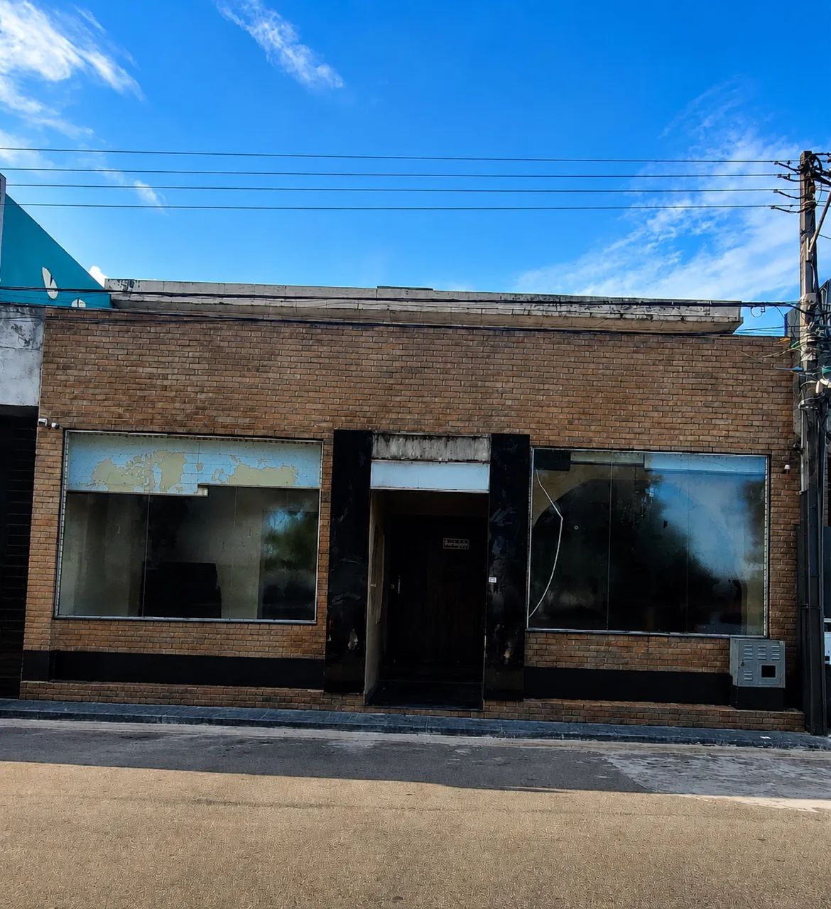 Vendo prédio comercial Av principal Pedro Teixeira 