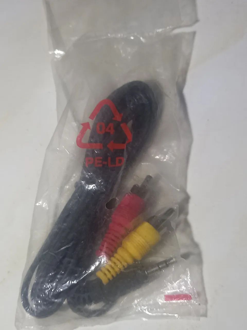 Cabo A/V RCA novo