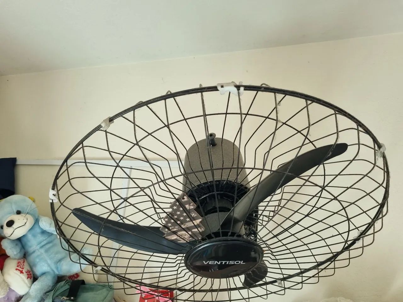 Vendo ventilador de parede grande - Foto 4