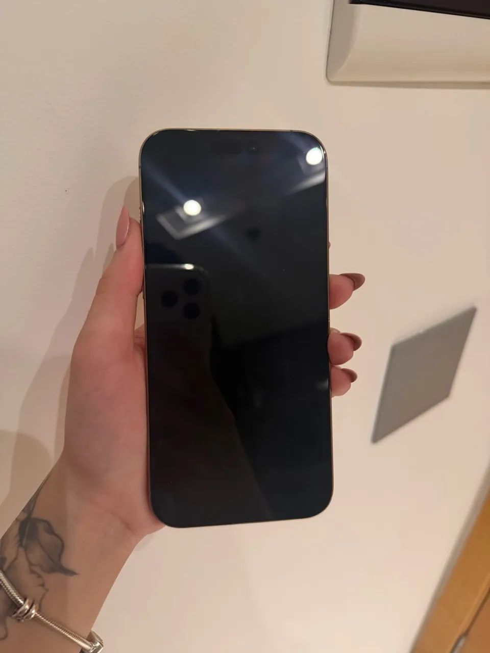 iPhone 16 pro max gold 256GB 