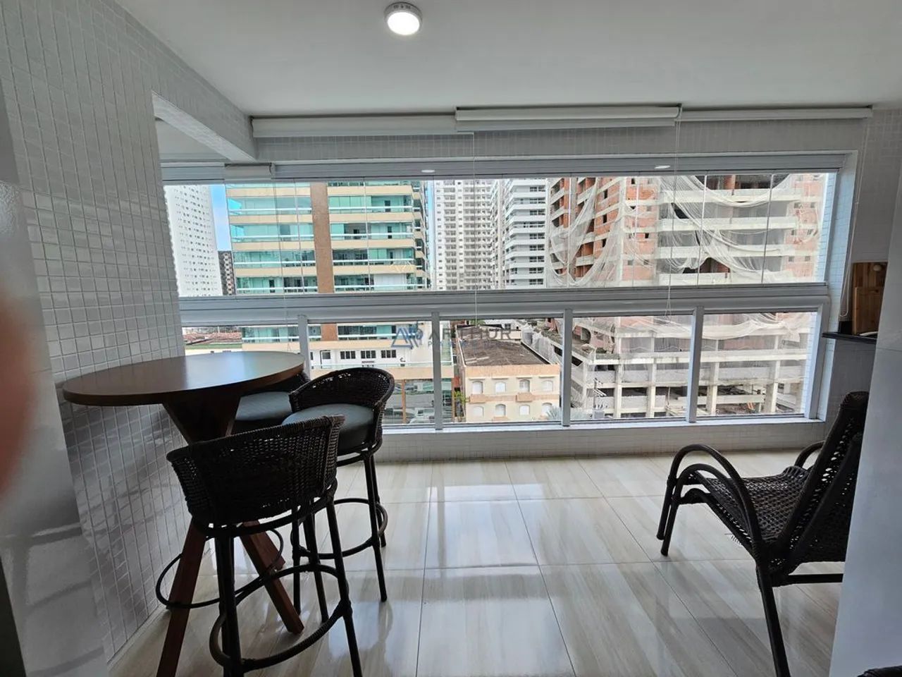 Apartamento para locação em Praia Grande no Caiçara com 2 dormitórios 96m² - Foto 2