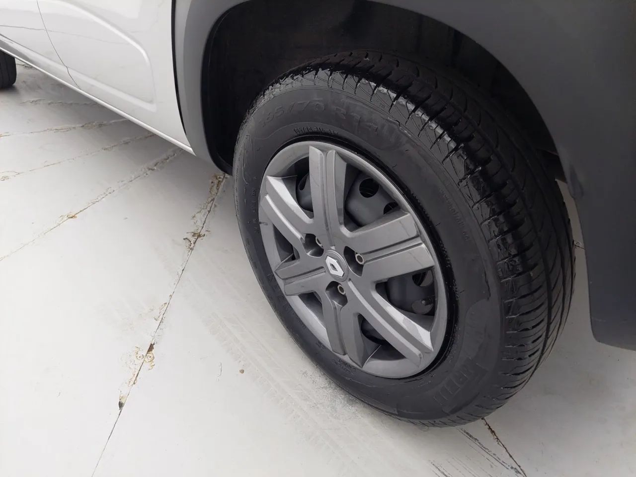 Renault Kwid 1.0 Zen, foto 12 de 18