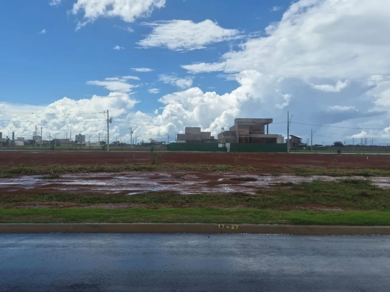 Terreno em condomínio fechado 