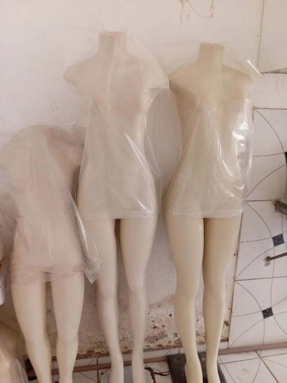 Maniquim corpo inteiro e busto 