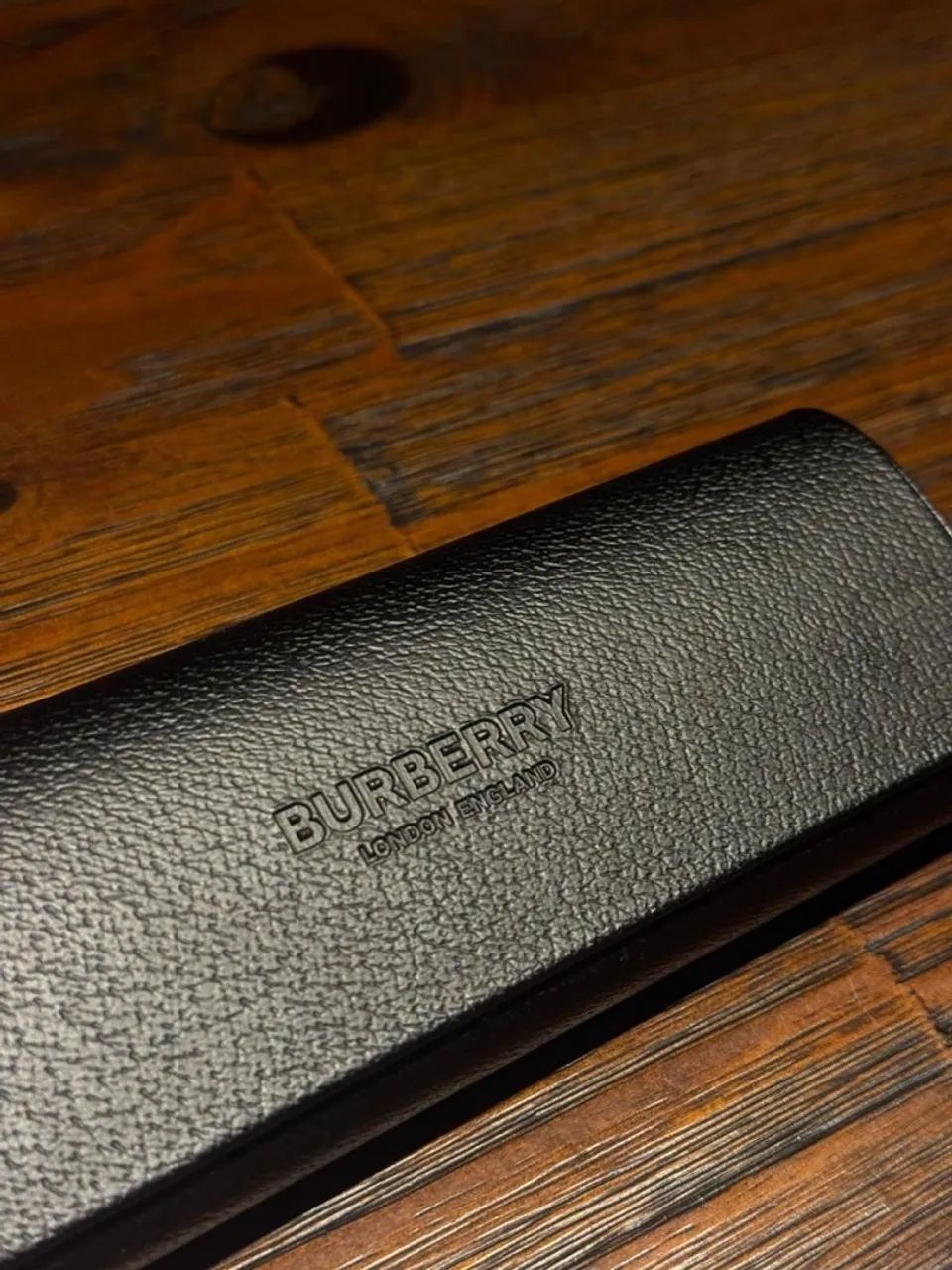 óculos de sol burberry tartaruga - Foto 4