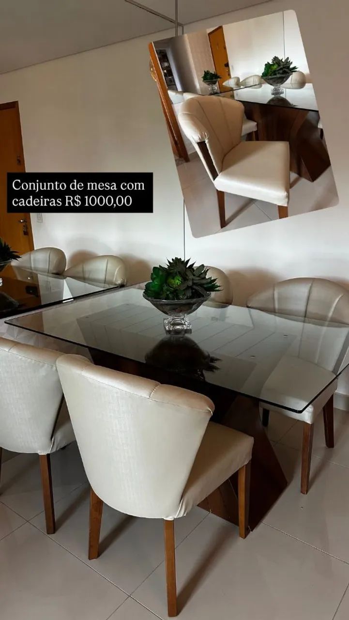 Mesa com 4 cadeiras com tampo de vidro