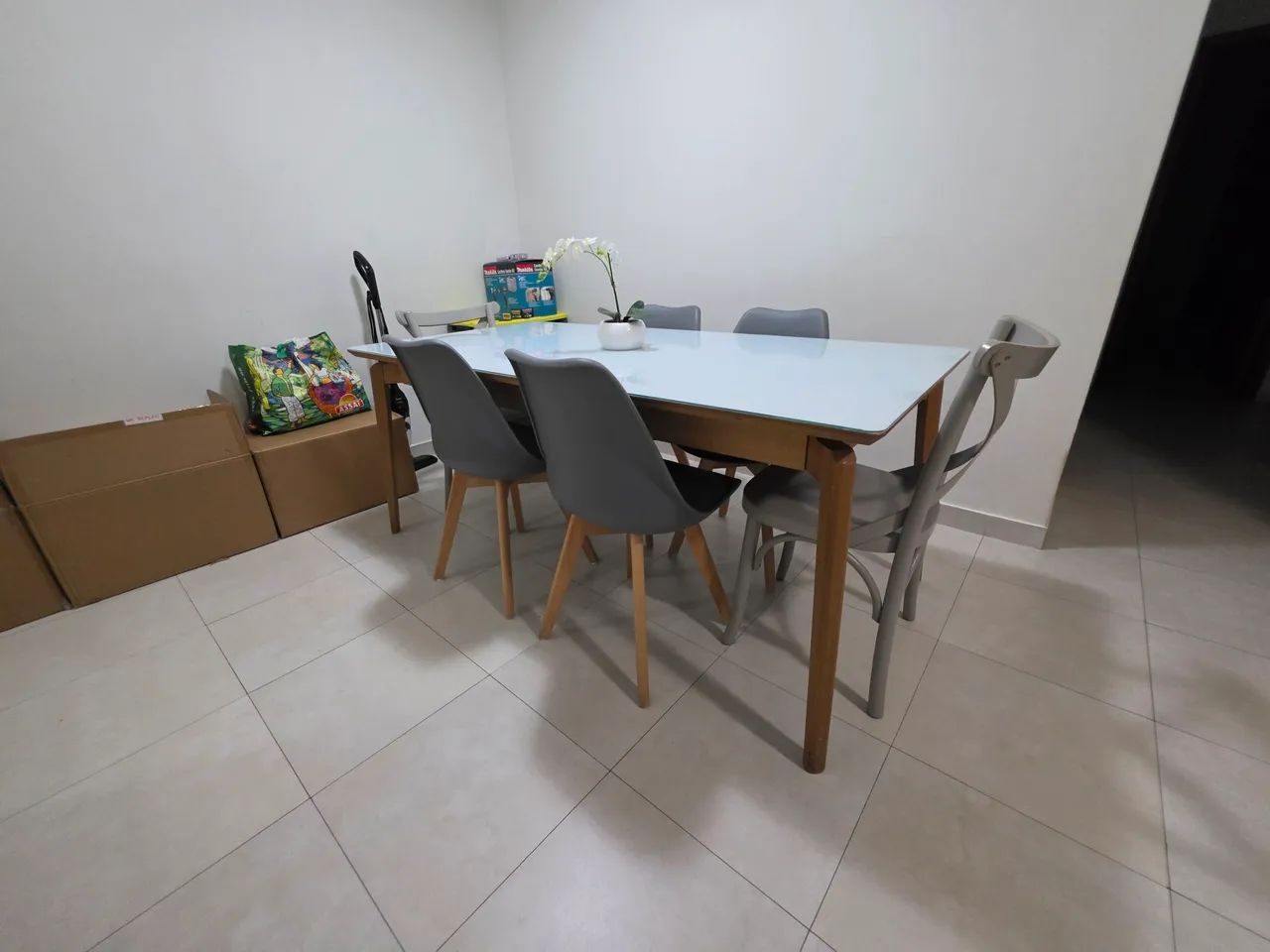Mesa de jantar com 6 cadeiras - Foto 3