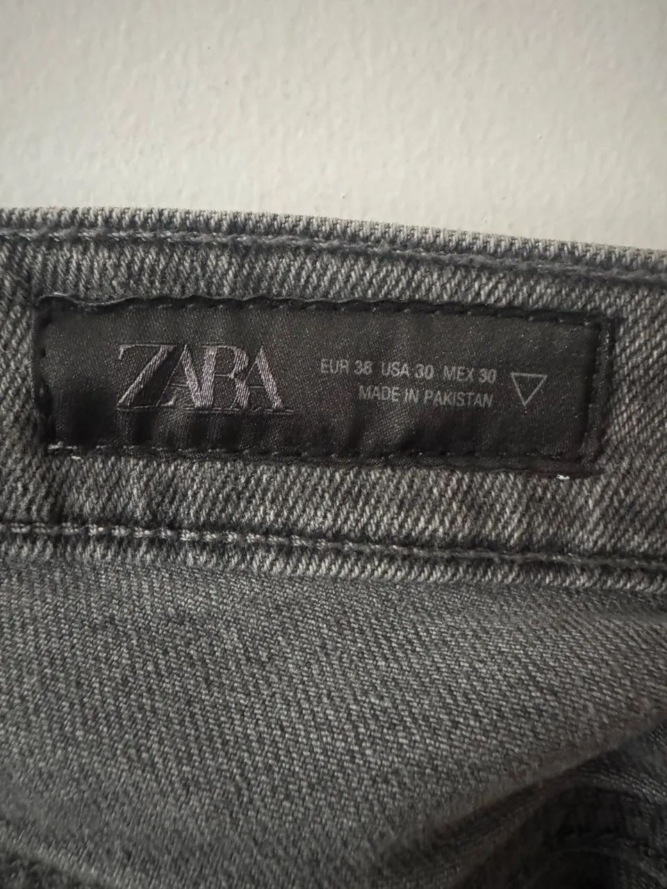 Calça jeans zara 38 - Foto 3