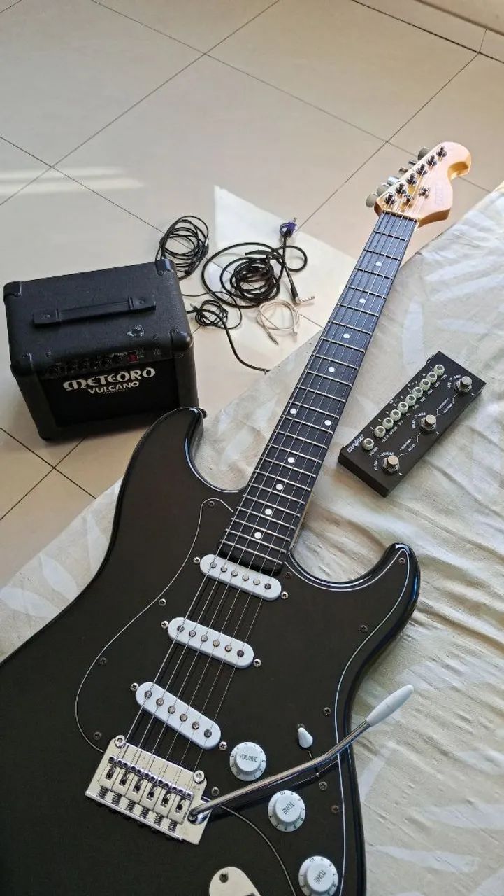 Guitarra PHX,Amp Meteoro e cubebaby