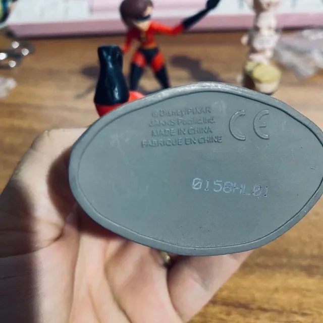 Miniaturas Os Incríveis Pixar - Foto 3