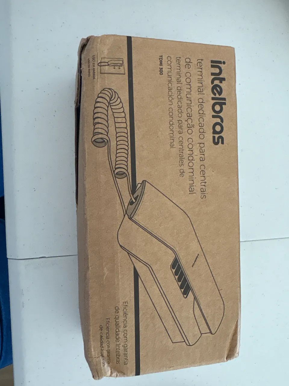 Interfone de condomínio lacrado 